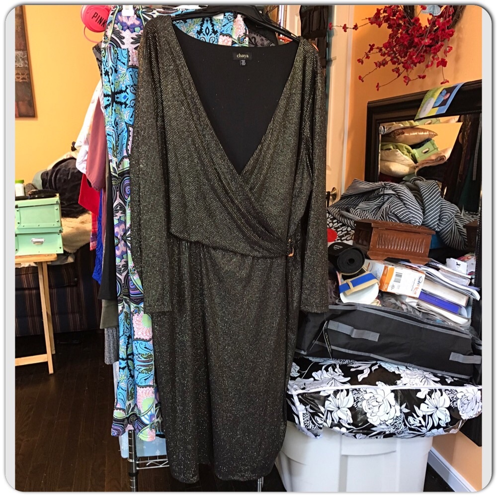 💘NWT🔖 ✨Chaya 24W Sexy Blk & Gold Glittery Dress✨ - Picture 2 of 8
